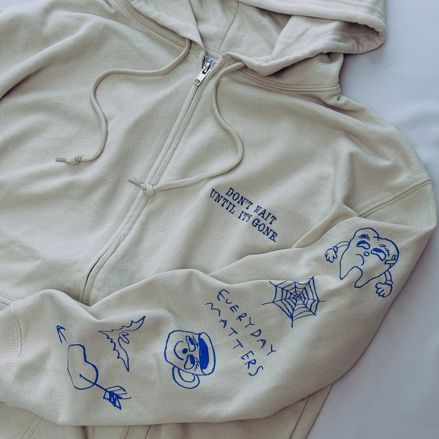 【Pre-Order】Toothpaste Hoodie
