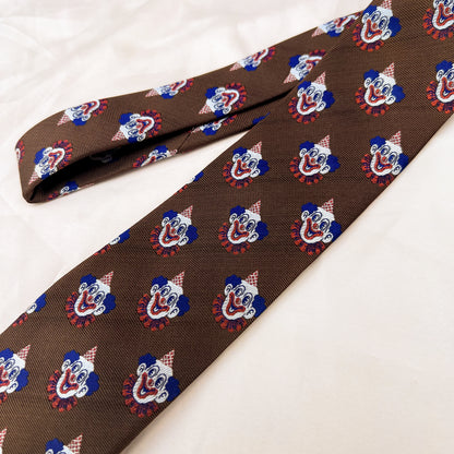 Ice clown tie